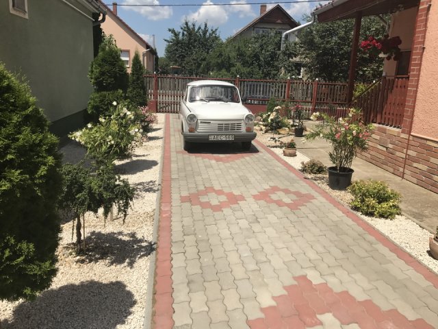 Gombos Józsefné kertje 03